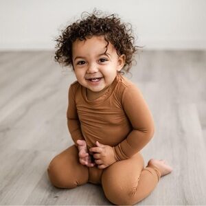 NIB LS Caramel 2pc Set